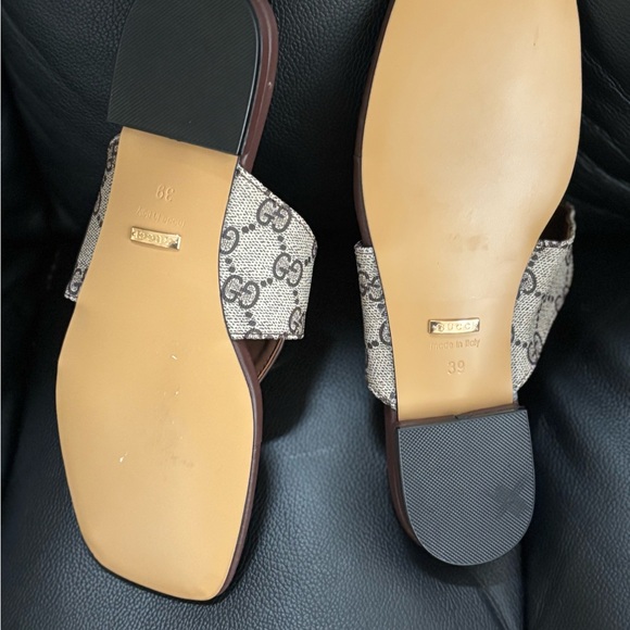 Gucci Blondie Logo-Embellished Leather and Coated-Canvas Sandals - Picture 4 of 10